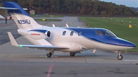 [FullHD] Private Honda HA-420 HondaJet takeoff at Geneva/GVA/LSGG - YouTube