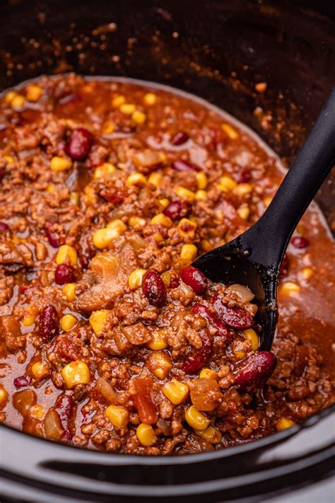 Easy Slow Cooker Chilli Con Carne Recipe - Flawless Food