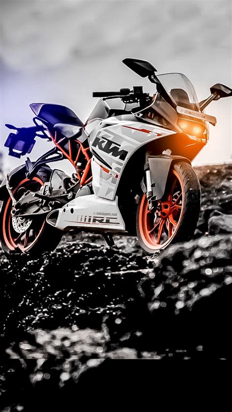 Sleek and powerful Ktm background 4k for motorcycle enthusiasts