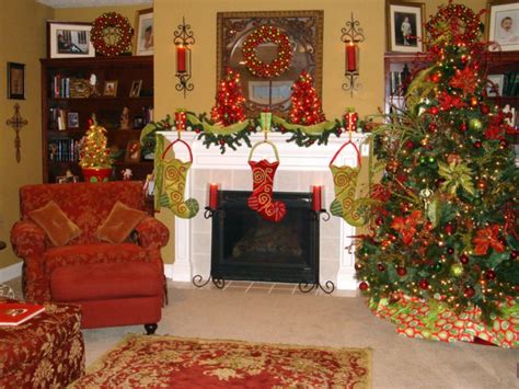 40 Traditional Christmas Decorations | DigsDigs