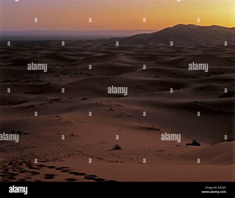 Sunrise over Sahara Desert, Merzouga, Morocco Stock Photo - Alamy