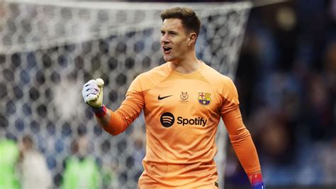 Ter Stegen close to signing new Barcelona contract - sources - ESPN