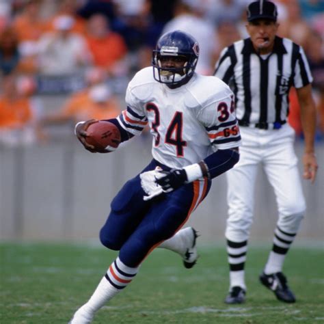 Top 10 NFL Running Backs of All Time Series: No. 2, Walter Payton ...