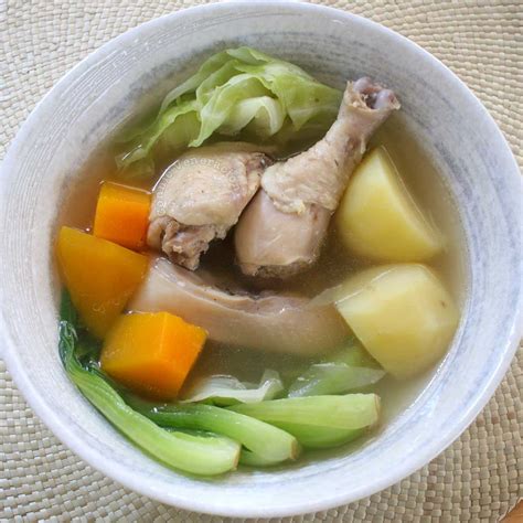 Boiled chicken and vegetable soup (Filipino nilagang manok)