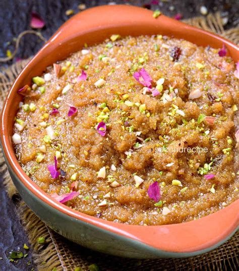 Sooji halwa Recipe | Semolina pudding with jaggery - SecondRecipe