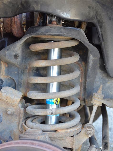 Bilstein 4600 Shock Installation Instructions