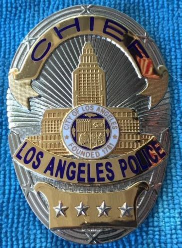 Pin by Michael Wolf on "Stinkin' Badges!" | Fire badge, Police badge ...