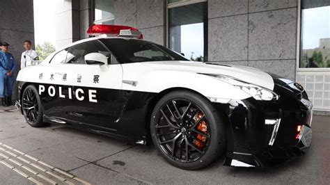 Nissan GT-R is the keisatsu’s latest patrol car in Japan Nissan GT-R ...