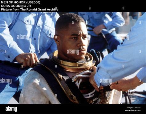 Men of honor 2000 cuba gooding jr hi-res stock photography and images ...