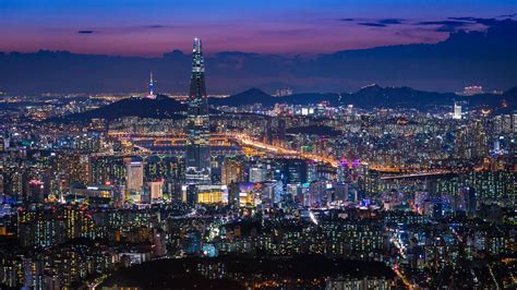 Seoul city at night time lapse. Aerial view and buildings with Downtown ...