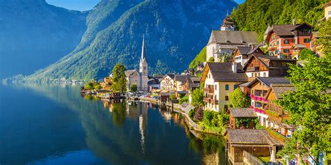 Hallstatt, the most beautiful lakeside town in Austria | Artralux