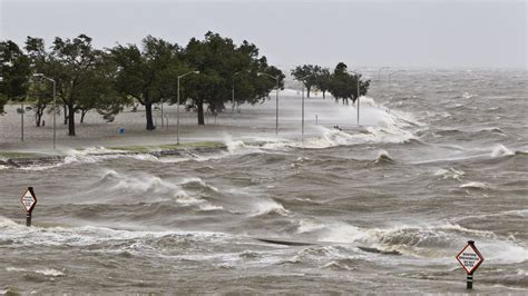 Hurricane Storm Surge in Tampa Bay, A look at the flooding potential ...