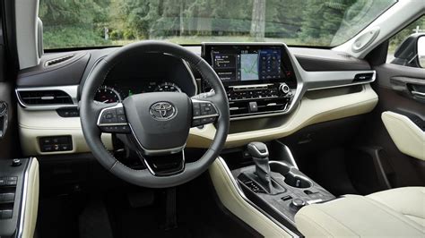 2020 Toyota Highlander Platinum Interior Review - YouTube