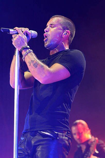 Scott Stapp lead singer for Creed performs live at the Susquehanna ...