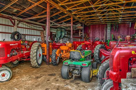 Tractor Barn Photograph by Gene Sherrill - Fine Art America