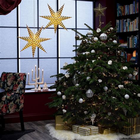 How to get a real fir Ikea Christmas tree for just £9!* | Real Homes