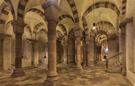 Interior of Speyer Cathedral, Germany, 1030 - Romanesque Architecture ...