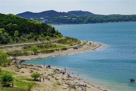 Canyon Lake closes five boat ramps due to low water levels