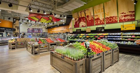 2020 Vision: A Look at Hannaford's New Prototype Store