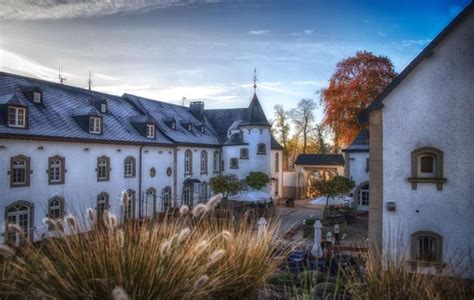 This 4⭐️ castle hotel has its own CAVE spa!