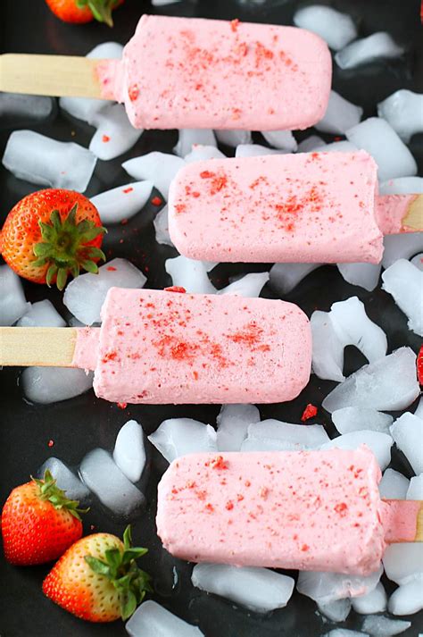 Creamy Strawberry Popsicle, Step by step homemade fruit popsicle recipe