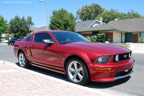 satt Tagesanbruch Champagner ford mustang 2005 National Dorf ...