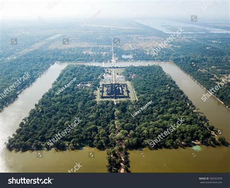 Angkor Wat Temple Above Shot Drone Stock Photo 782353378 | Shutterstock