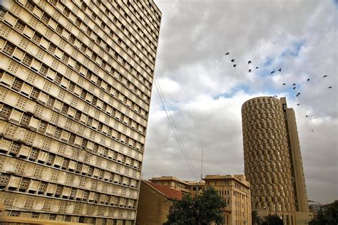 HBL Plaza Was Pakistan's First Skyscraper, Designed by an American ...