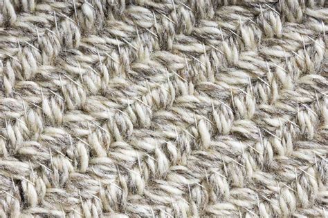 12 Sustainable Rugs For Your Eco-Friendly Home (2023)