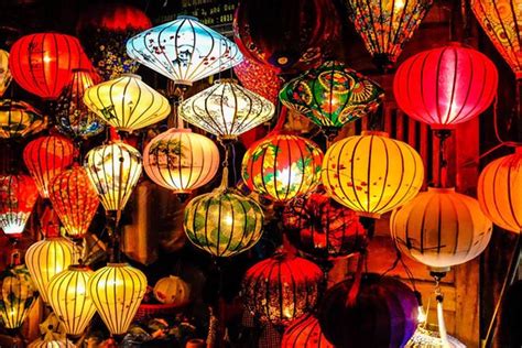 Everything about the Colorful Hoi An Lantern Festival