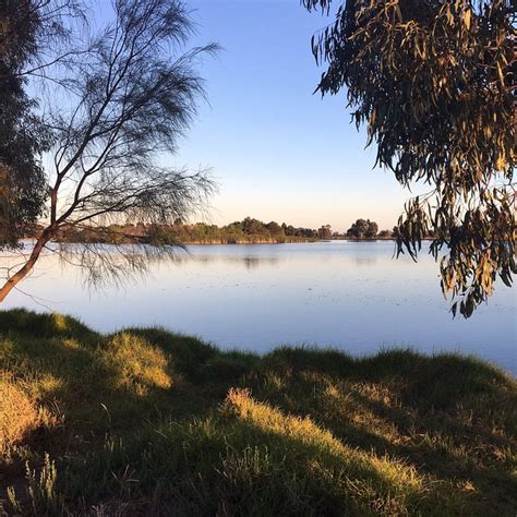 MOULAMEIN LAKESIDE CARAVAN PARK: Bewertungen & Fotos (Australien ...