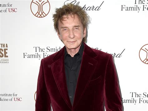 Barry Manilow's Harmony Pushed Back to 2021 at Museum of Jewish ...