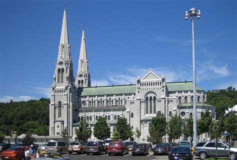 Top 10 Facts about Basilica of St. Anne De Beaupre - Discover Walks Blog