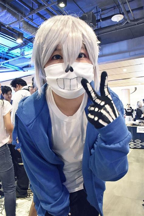 Pin by Beatriz Almeida on Cosplay & oc | Undertale cosplay, Sans ...