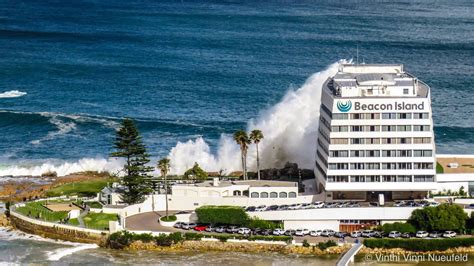 Incredible Photos of Large Waves at Plettenberg Bay Cause Waves - SA People