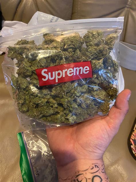 Hypebeast? : Supreme