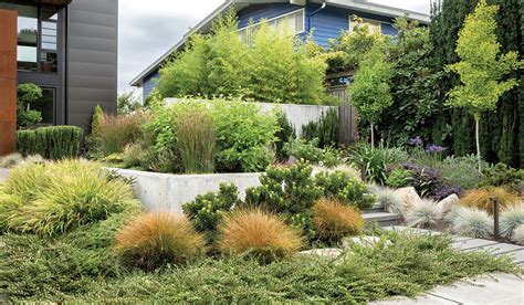 A Stunning Modern Landscape Design for a Contemporary Home - Fine Gardening