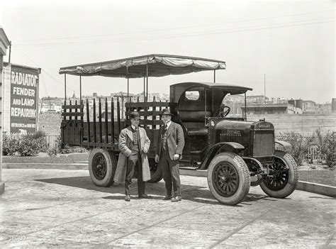 Shorpy Historical Picture Archive :: Fenders Fixed: 1920 high ...