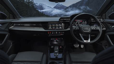 Audi RS3 Interior Layout & Technology | Top Gear