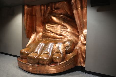 Full Scale Replica of Foot | naturetime