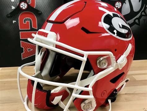 LOOK: Georgia's helmet will feature subtle enhancement this season