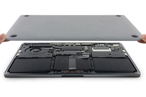 Apple's MacBook Pro (No Touch Bar) is Well-Made, Hard to Fix | Digital ...