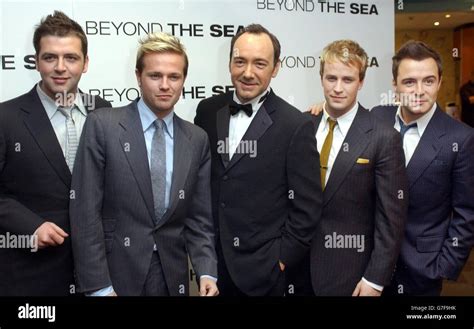 Kevin spacey und westlife -Fotos und -Bildmaterial in hoher Auflösung ...