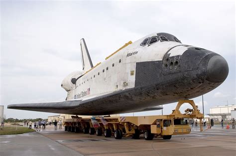 How Shuttle Atlantis Will Roll (and Rise) into NASA Display | Space