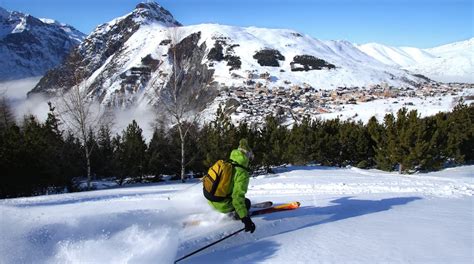 Les Deux Alpes Ski Resort in Auvergne-Rhône-Alpes - Tours and ...