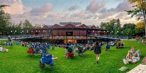 Lawn seats are a no go! - Review of Saratoga Performing Arts Center ...