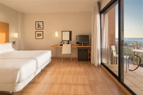 Hesperia Barcelona Del Mar Rooms: Pictures & Reviews - Tripadvisor