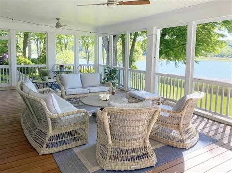 Screened in Porch Ideas: 13 Beautiful Decorating Tips | Screened porch ...