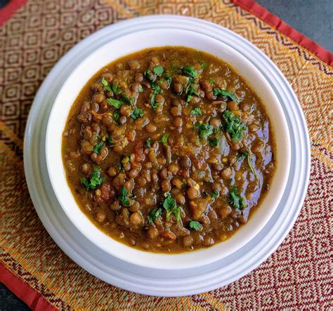 Sabut Masoor Dal Recipe | Whole Masoor Dal - VegeCravings