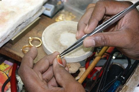 Making of Gold Jewellery by Indian Goldsmiths